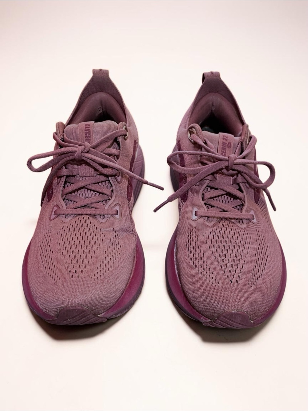 Brooks Glycerin 22 Berry Burgundy Rose Athletic Running Shoes Women’s 11 M - Picture 5 of 12